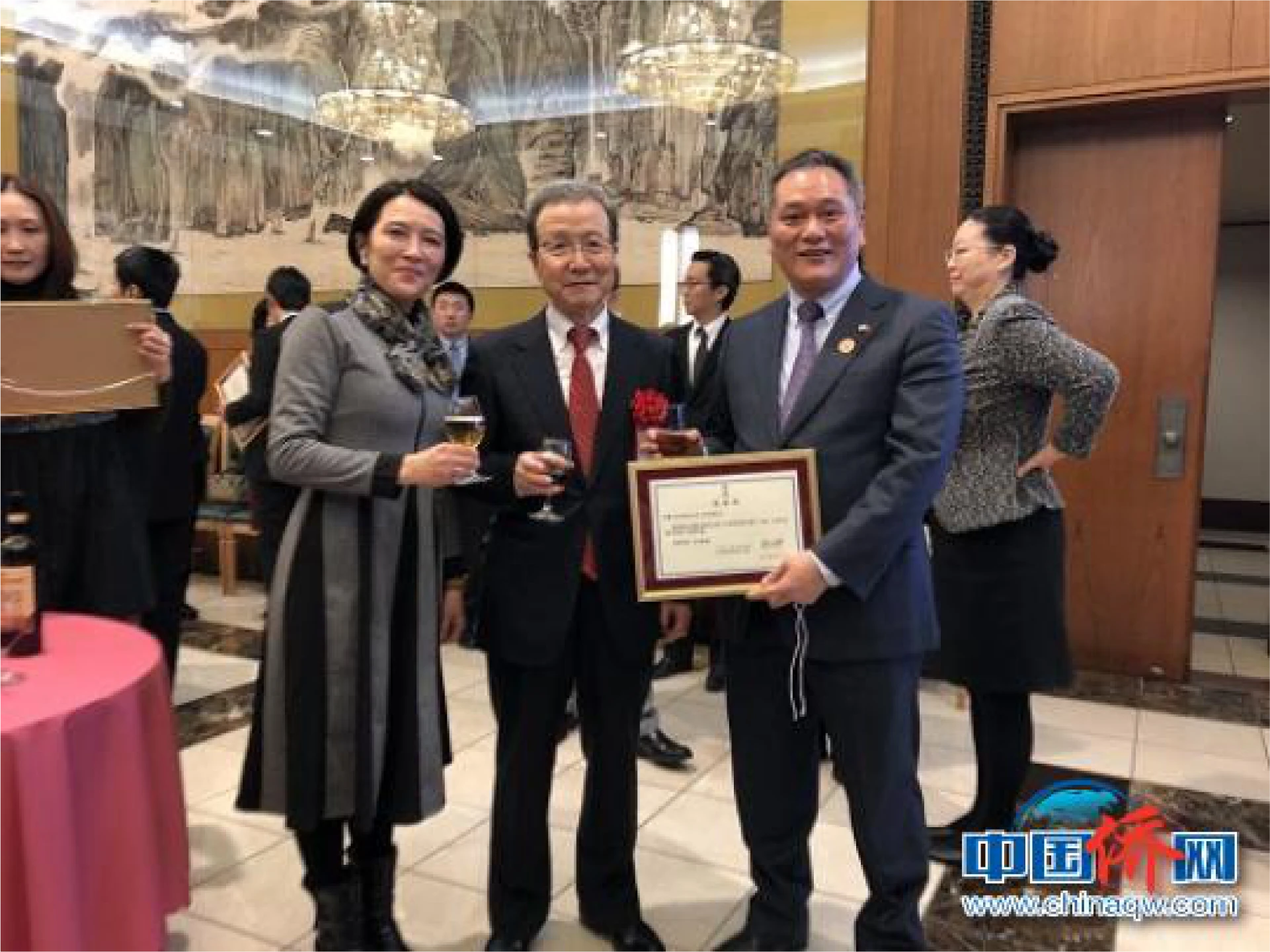 闽籍旅日侨胞助力日本东京塔点亮“中国红”获表彰 日本福建経済文化促進会